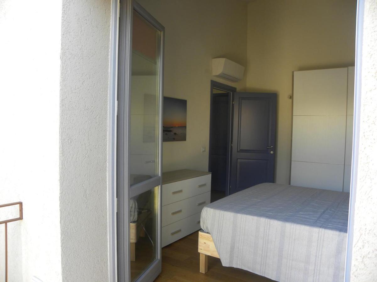 Petra Magica Apartman San Pantaleo Kültér fotó