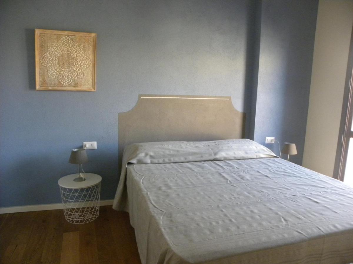 Petra Magica Apartman San Pantaleo Kültér fotó